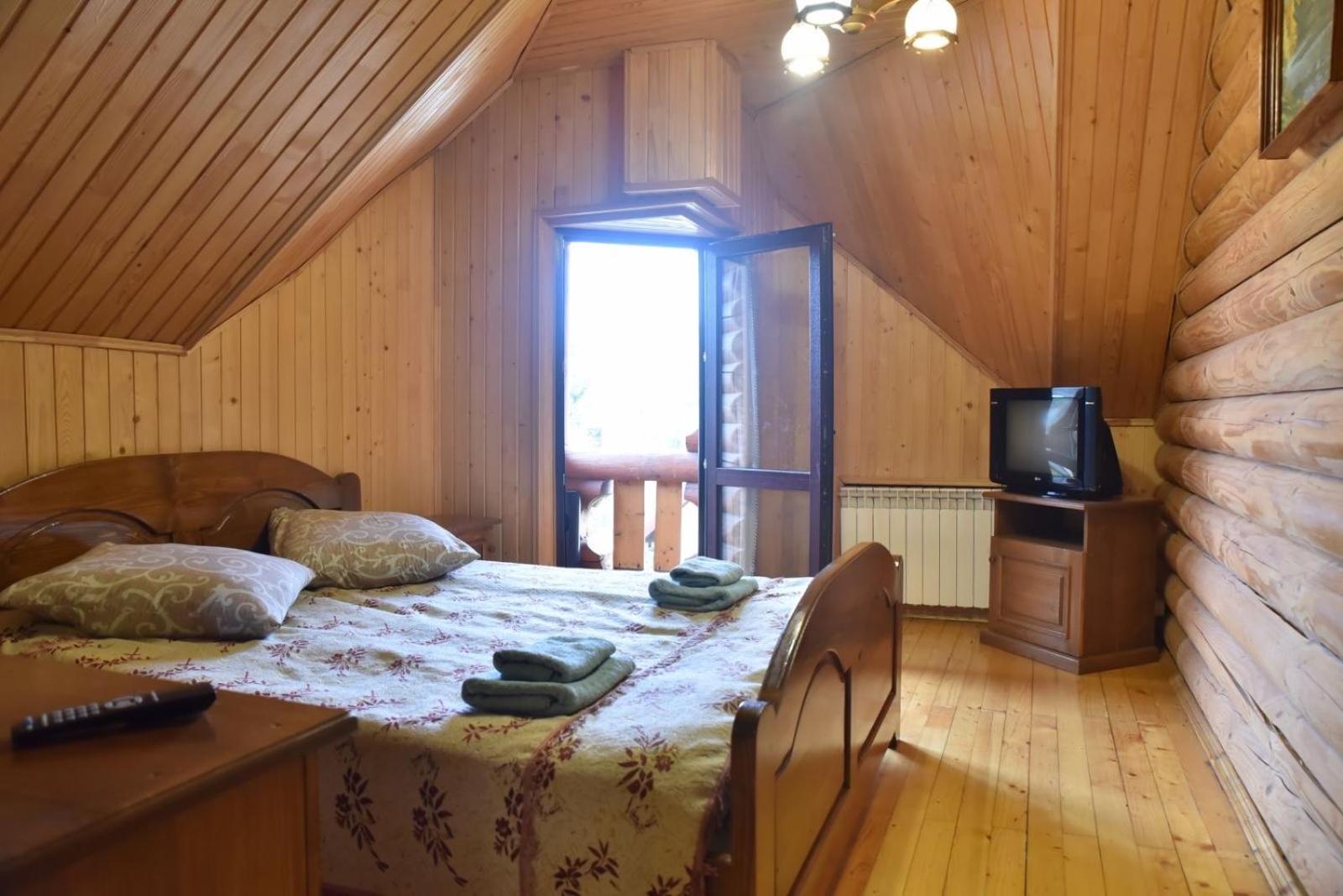 Газдівська Хижа Пилипец Номер фото